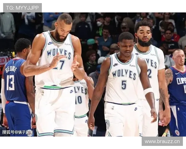 扎伊恩突破效率提升显著，助鹈鹕拉开内线攻防差距